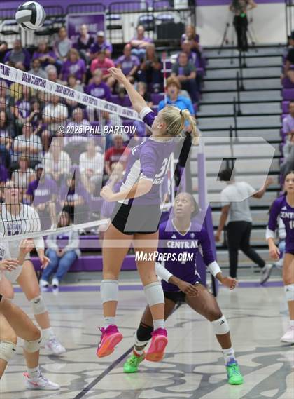 Thumbnail 1 in Pickerington Central @ Logan photogallery.