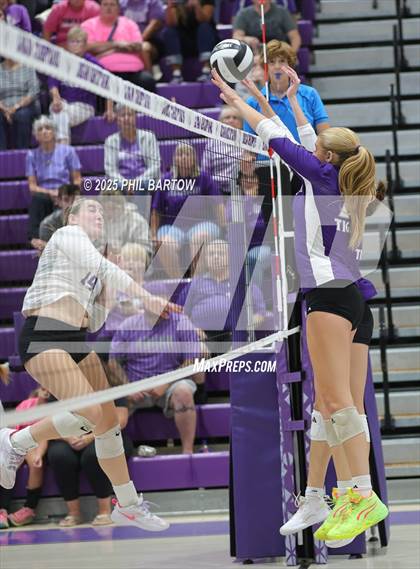 Thumbnail 3 in Pickerington Central @ Logan photogallery.