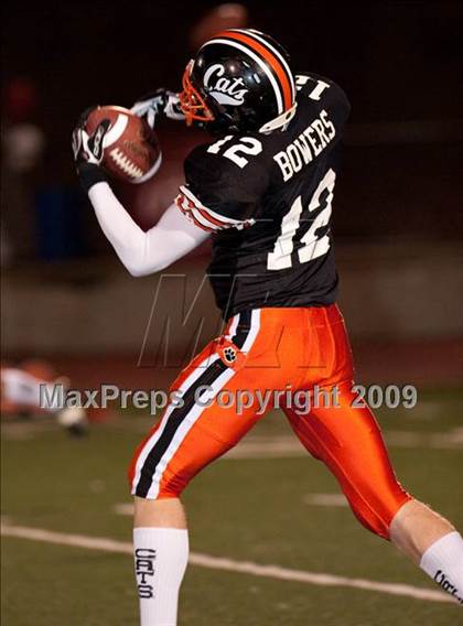 Thumbnail 1 in Aragon vs. Los Gatos (CIF CCS D2 Playoffs) photogallery.