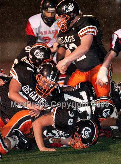 Thumbnail 2 in Aragon vs. Los Gatos (CIF CCS D2 Playoffs) photogallery.