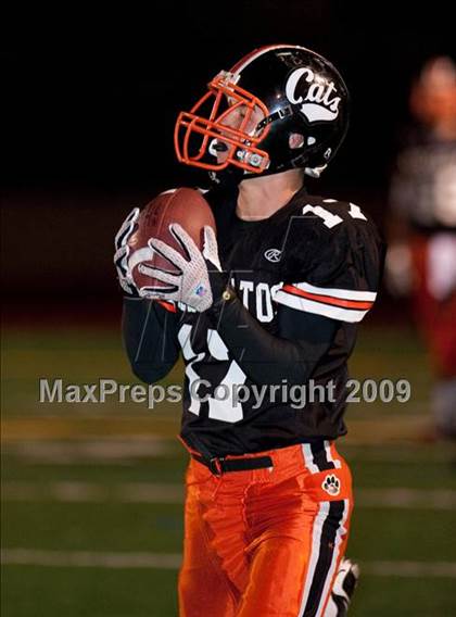 Thumbnail 3 in Aragon vs. Los Gatos (CIF CCS D2 Playoffs) photogallery.
