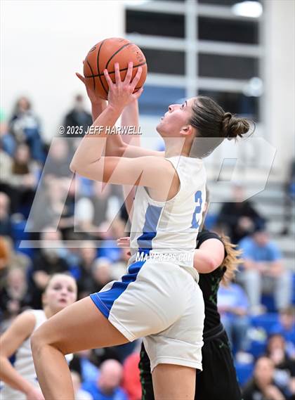 Thumbnail 1 in Highland @ Chippewa photogallery.