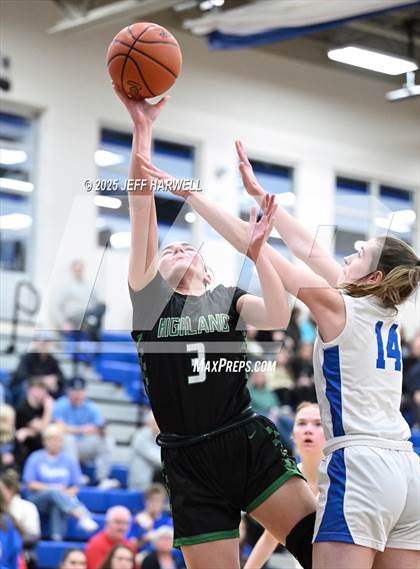 Thumbnail 1 in Highland @ Chippewa photogallery.