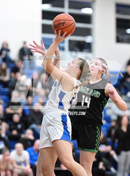 Thumbnail 3 in Highland @ Chippewa photogallery.