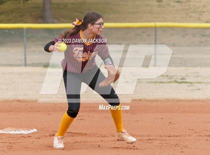 Thumbnail 2 in Pahrump Valley vs Moapa Valley (Sherm Bennett Memorial Tournament) photogallery.