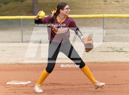 Thumbnail 2 in Pahrump Valley vs Moapa Valley (Sherm Bennett Memorial Tournament) photogallery.