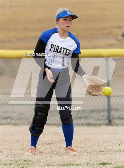 Thumbnail 1 in Pahrump Valley vs Moapa Valley (Sherm Bennett Memorial Tournament) photogallery.