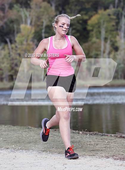 Thumbnail 2 in Gil Murdock Relays photogallery.