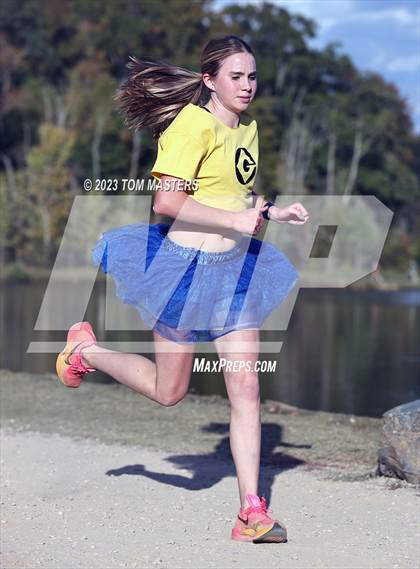 Thumbnail 1 in Gil Murdock Relays photogallery.