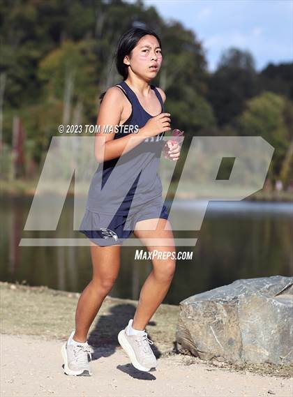 Thumbnail 2 in Gil Murdock Relays photogallery.