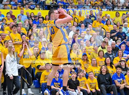Thumbnail 2 in Greenfield-Central vs. Anderson (IHSAA 4A Sectional 9 Round 1) photogallery.