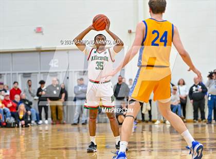 Thumbnail 1 in Greenfield-Central vs. Anderson (IHSAA 4A Sectional 9 Round 1) photogallery.