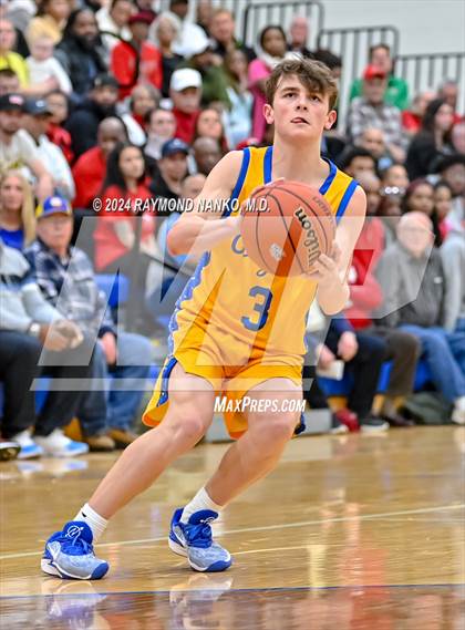 Thumbnail 3 in Greenfield-Central vs. Anderson (IHSAA 4A Sectional 9 Round 1) photogallery.