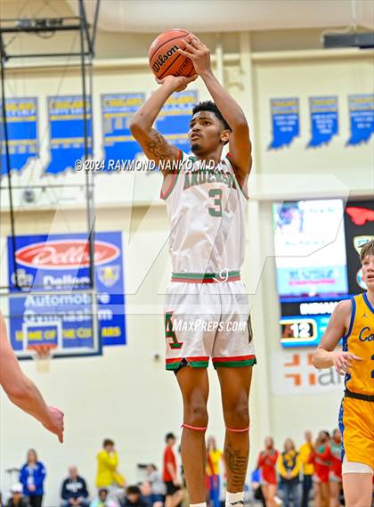 Thumbnail 3 in Greenfield-Central vs. Anderson (IHSAA 4A Sectional 9 Round 1) photogallery.