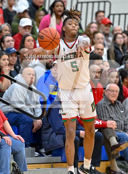 Thumbnail 3 in Greenfield-Central vs. Anderson (IHSAA 4A Sectional 9 Round 1) photogallery.
