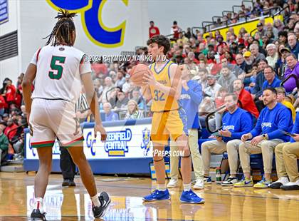 Thumbnail 2 in Greenfield-Central vs. Anderson (IHSAA 4A Sectional 9 Round 1) photogallery.
