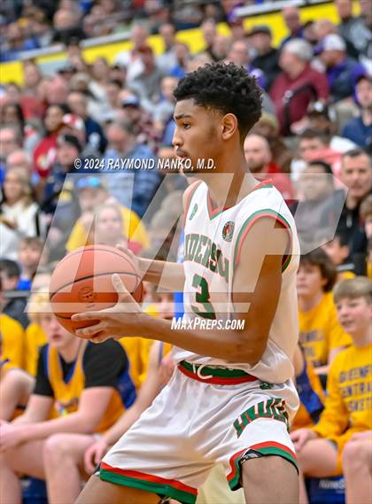 Thumbnail 2 in Greenfield-Central vs. Anderson (IHSAA 4A Sectional 9 Round 1) photogallery.