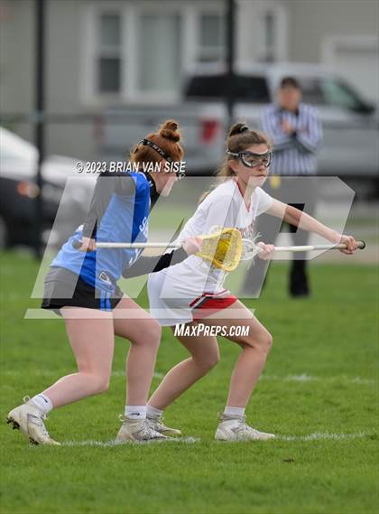 Thumbnail 3 in Shaker @ Niskayuna photogallery.