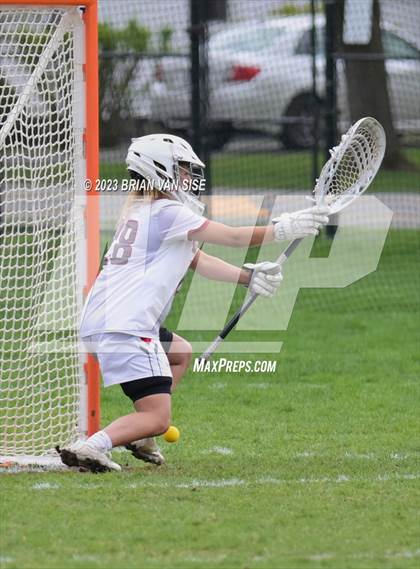 Thumbnail 3 in Shaker @ Niskayuna photogallery.