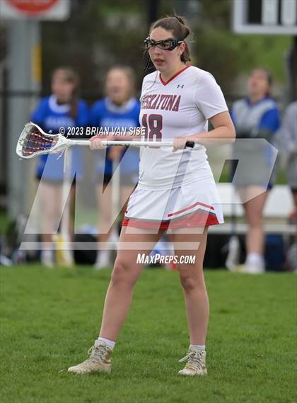 Thumbnail 3 in Shaker @ Niskayuna photogallery.