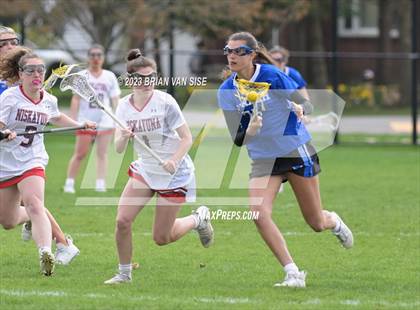 Thumbnail 3 in Shaker @ Niskayuna photogallery.