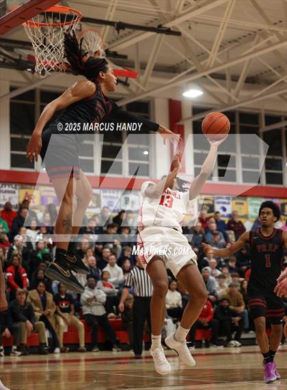 Thumbnail 2 in St. Joseph's Prep @ Archbishop Carroll photogallery.
