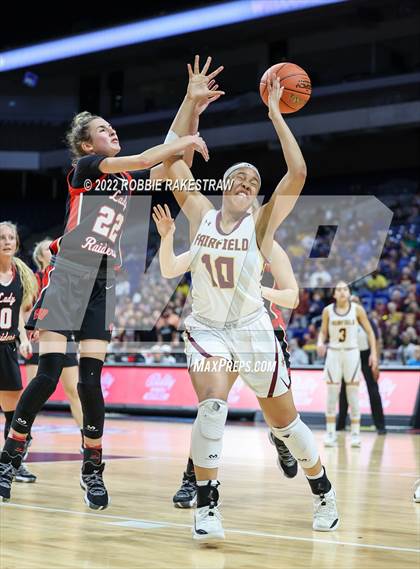Thumbnail 3 in Winnsboro vs. Fairfield (UIL 3A State Final) photogallery.