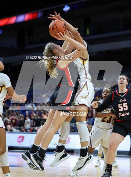 Thumbnail 2 in Winnsboro vs. Fairfield (UIL 3A State Final) photogallery.