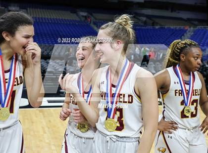 Thumbnail 1 in Winnsboro vs. Fairfield (UIL 3A State Final) photogallery.