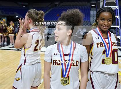 Thumbnail 1 in Winnsboro vs. Fairfield (UIL 3A State Final) photogallery.