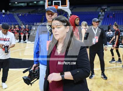 Thumbnail 1 in Winnsboro vs. Fairfield (UIL 3A State Final) photogallery.