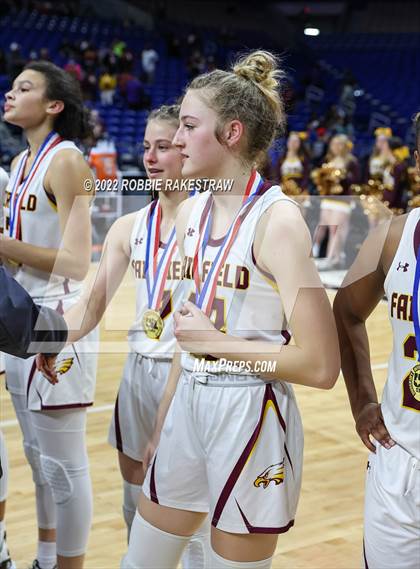 Thumbnail 1 in Winnsboro vs. Fairfield (UIL 3A State Final) photogallery.