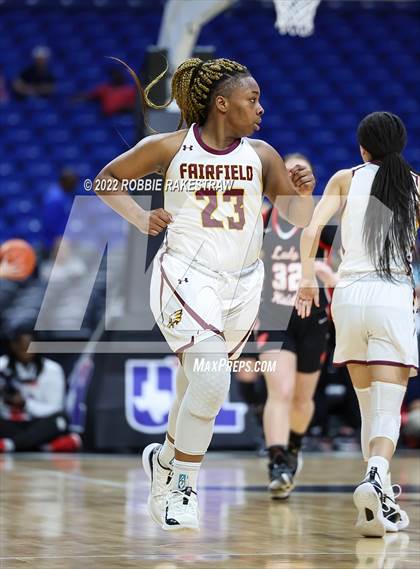 Thumbnail 2 in Winnsboro vs. Fairfield (UIL 3A State Final) photogallery.