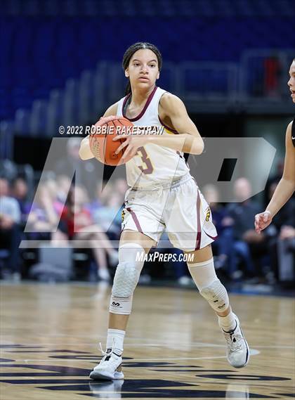 Thumbnail 1 in Winnsboro vs. Fairfield (UIL 3A State Final) photogallery.