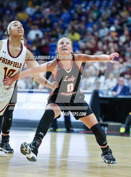 Thumbnail 1 in Winnsboro vs. Fairfield (UIL 3A State Final) photogallery.