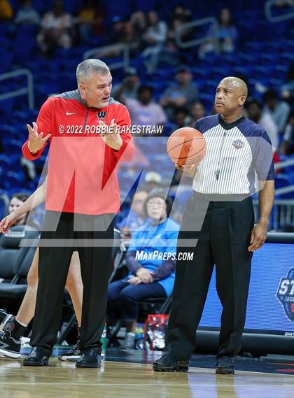 Thumbnail 3 in Winnsboro vs. Fairfield (UIL 3A State Final) photogallery.