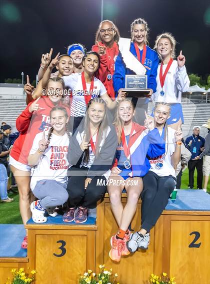 Thumbnail 2 in CIF Track and Field Championships (Girls Awards) photogallery.