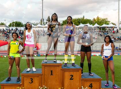 Thumbnail 2 in CIF Track and Field Championships (Girls Awards) photogallery.