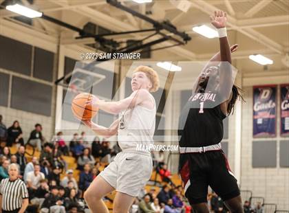 Thumbnail 2 in Centennial vs. De La Salle (NorCal Tipoff Classic) photogallery.