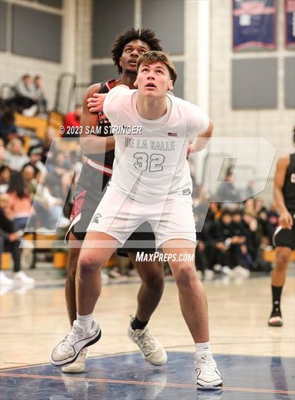 Thumbnail 2 in Centennial vs. De La Salle (NorCal Tipoff Classic) photogallery.