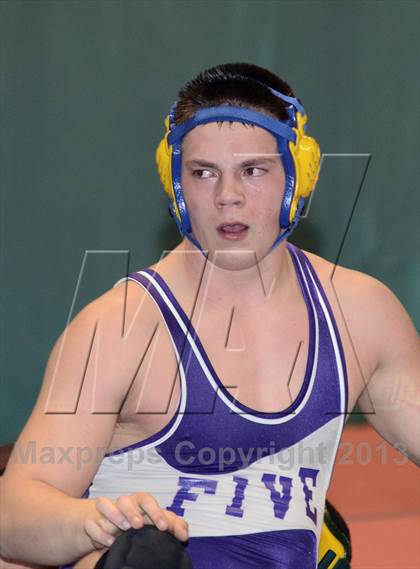 Thumbnail 1 in 2013 NYSPHSAA Boys Wrestling Championships (Opening & D2 Prelims) photogallery.