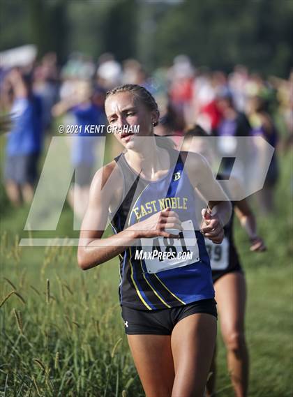 Thumbnail 3 in Huntington North Invitational photogallery.
