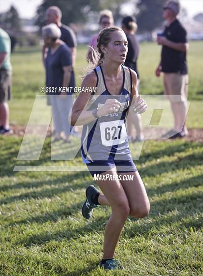 Thumbnail 3 in Huntington North Invitational photogallery.