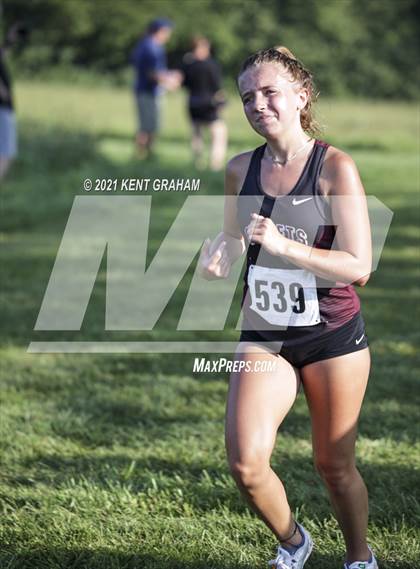 Thumbnail 3 in Huntington North Invitational photogallery.