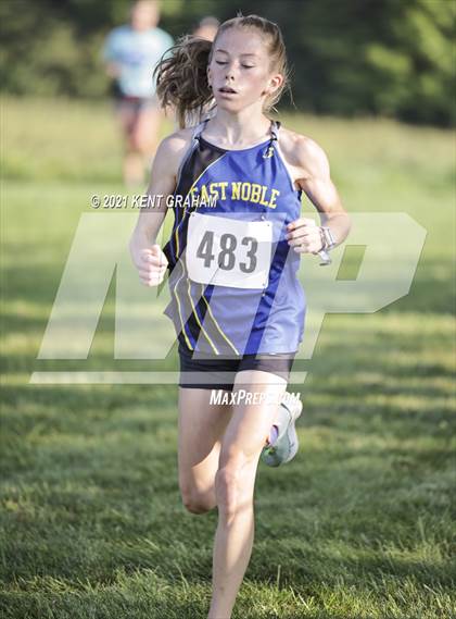 Thumbnail 2 in Huntington North Invitational photogallery.
