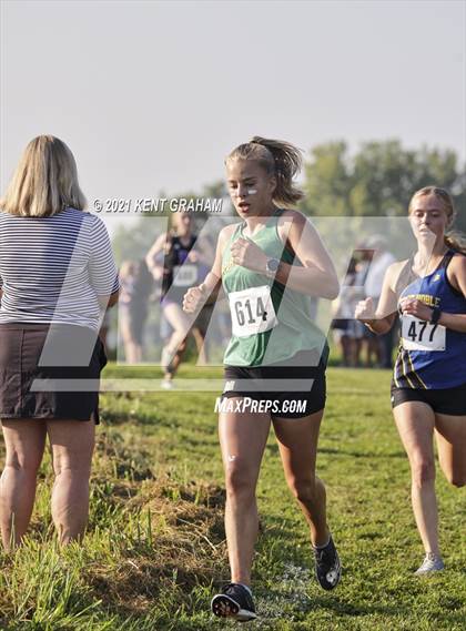 Thumbnail 3 in Huntington North Invitational photogallery.