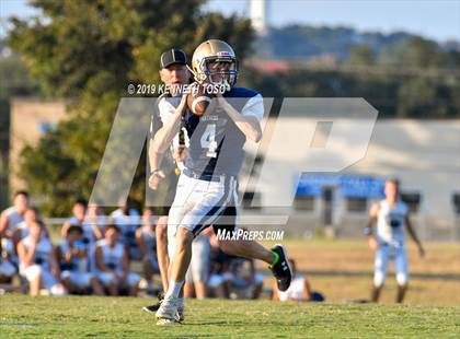 Thumbnail 2 in Holmes @ O'Connor B-Team photogallery.