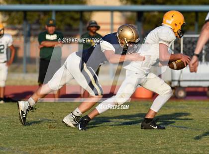 Thumbnail 1 in Holmes @ O'Connor B-Team photogallery.
