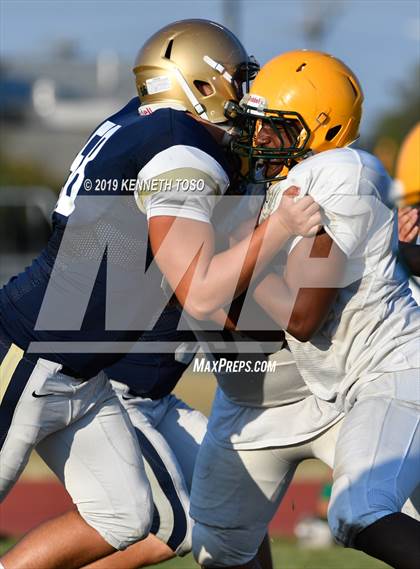 Thumbnail 2 in Holmes @ O'Connor B-Team photogallery.