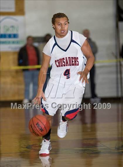 Thumbnail 1 in West vs. Modesto Christian (Modesto Christian Holiday Hoops) photogallery.